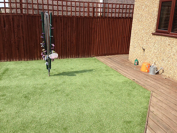 Artificial grass installation with clean edges